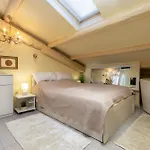 Duplex Apartment Camelia In Charming Old Town