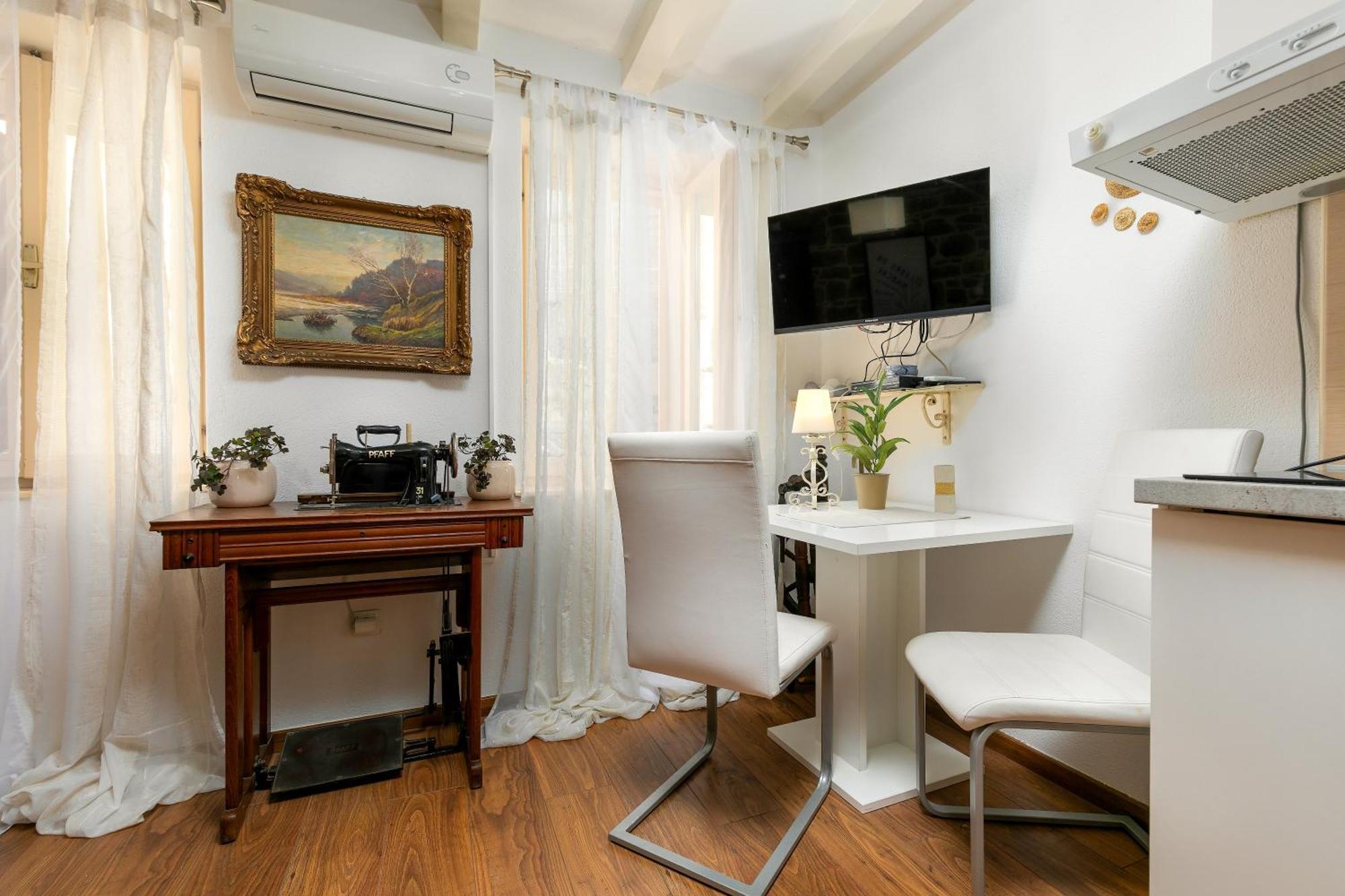 Duplex Camelia In Charming Old Town Appartamento *